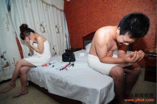 农二代在校学生辍学做鸭 留守妈妈暗自落泪